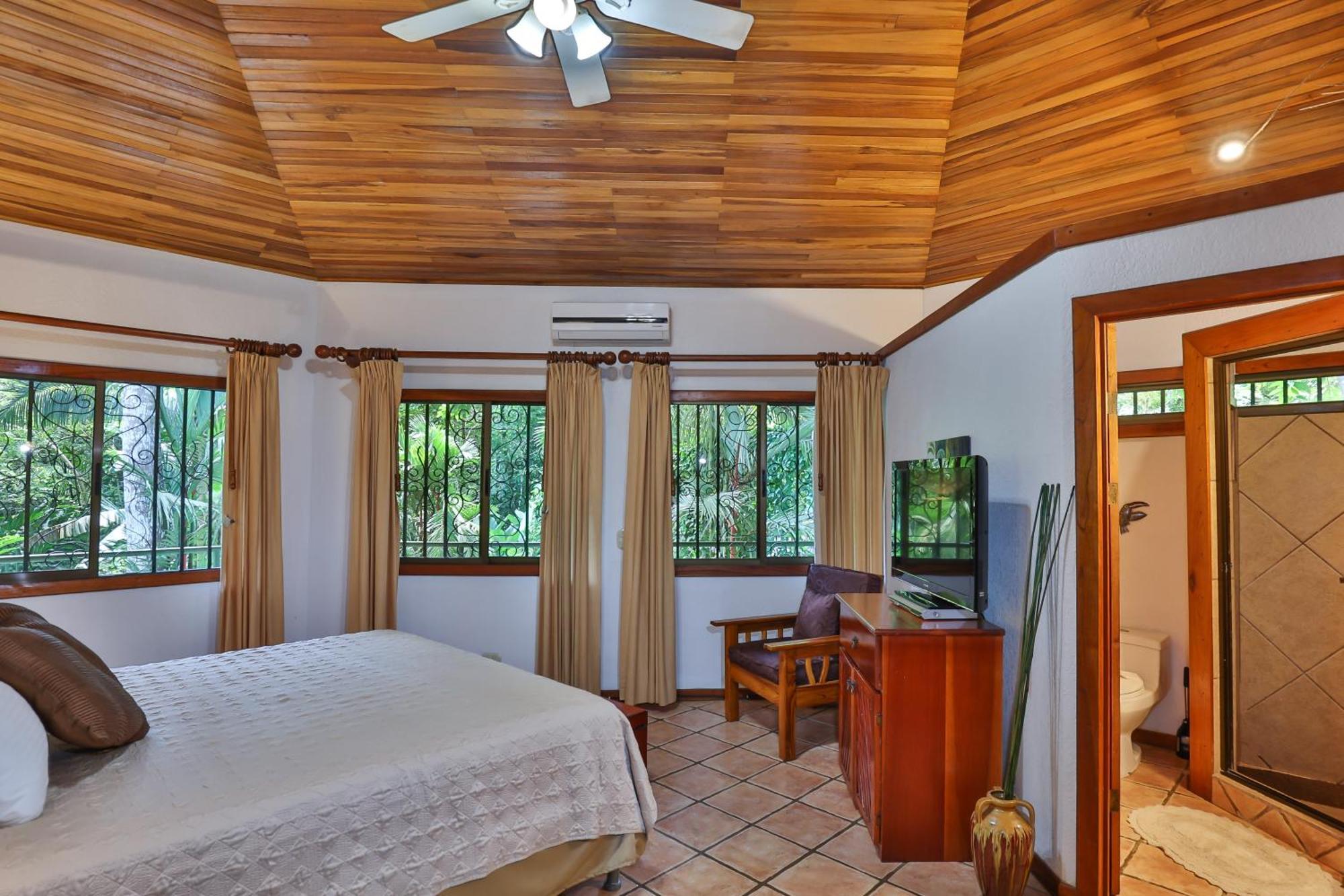 Aparthotel Jungle Creek Manuel Antonio Pokój zdjęcie
